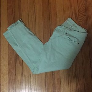 Mint Jeans with side zipper detail